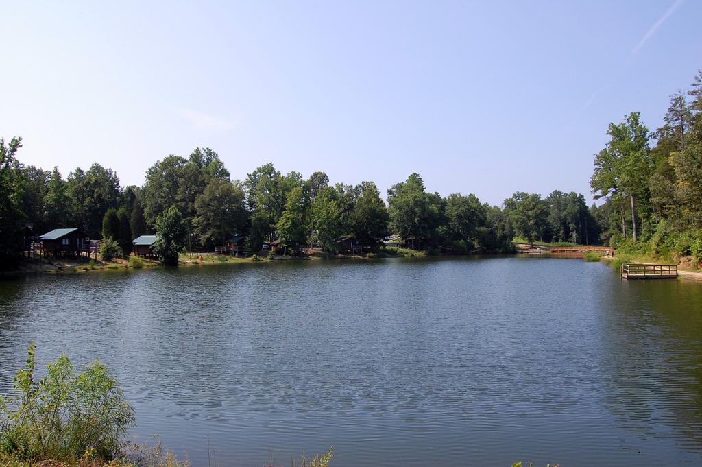 Forest Lake Camping Resort Lakefront Cabin 8 Advance Kültér fotó